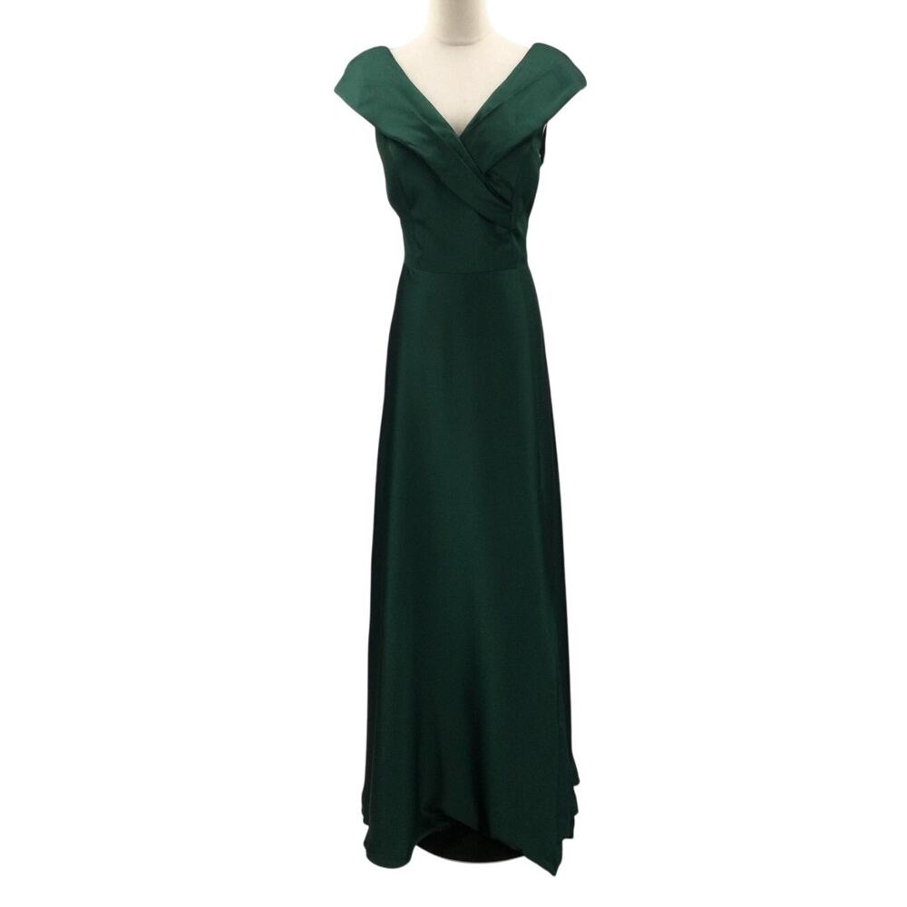 Elegant Green Maxi Dress